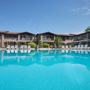 Aparthotel Villaggio Turistico Lugana Marina, Sirmione